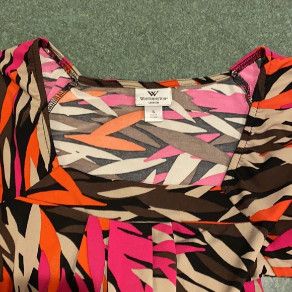 Short sleeve colorful blouse with square neckline - Picture 5 of 7